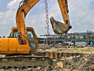 Áprilisban csökkent az euróövezet építőipari termelése