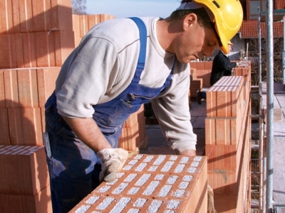 Májusban 26,6 százalékkal csökkent az építőipari termelés volumene
