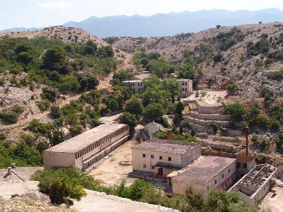 Eladó az egykori jugoszláv börtönsziget, Goli otok