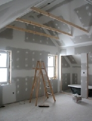 Tavasztól pályázni lehet a régi családi házak felújításának támogatására