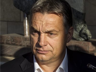 Orbán: a kormány sürgeti a devizahitel-forintosítást, az internetadó lekerült a napirendről